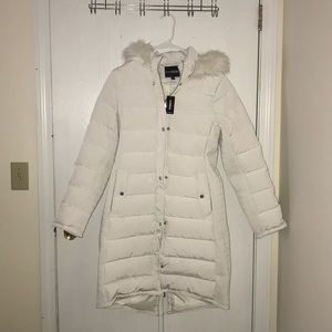 Express Long White Down-filled Winter Coat Size M